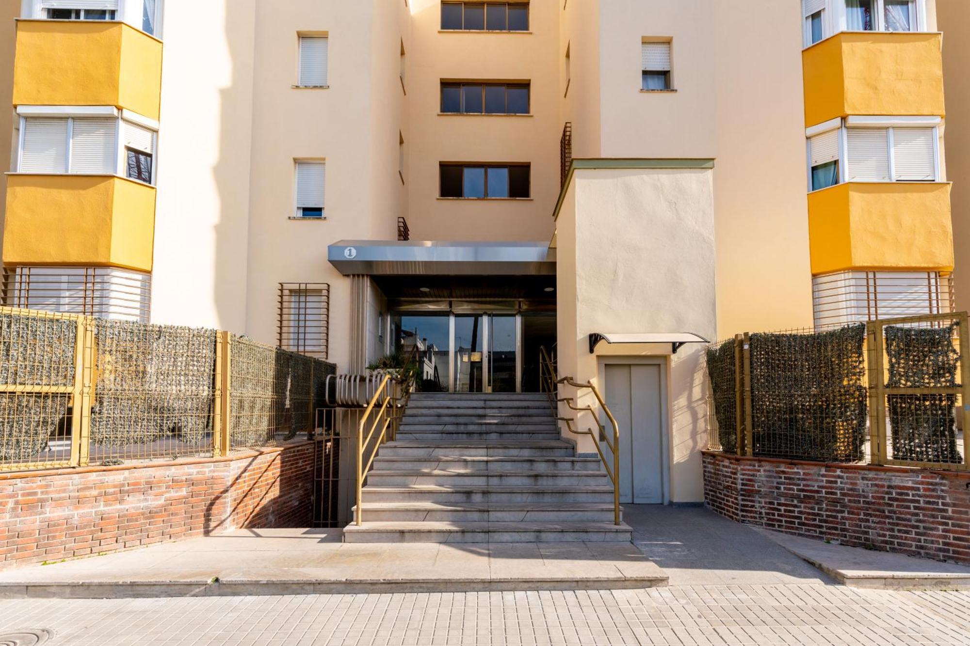 Diseno Y Comodidad En Bami Sevilla Eksteriør billede