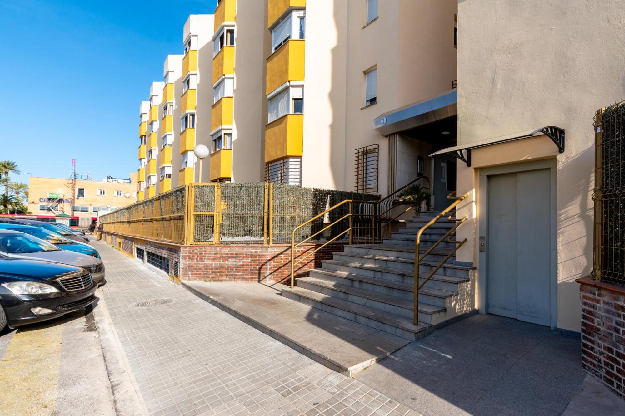 Diseno Y Comodidad En Bami Sevilla Eksteriør billede